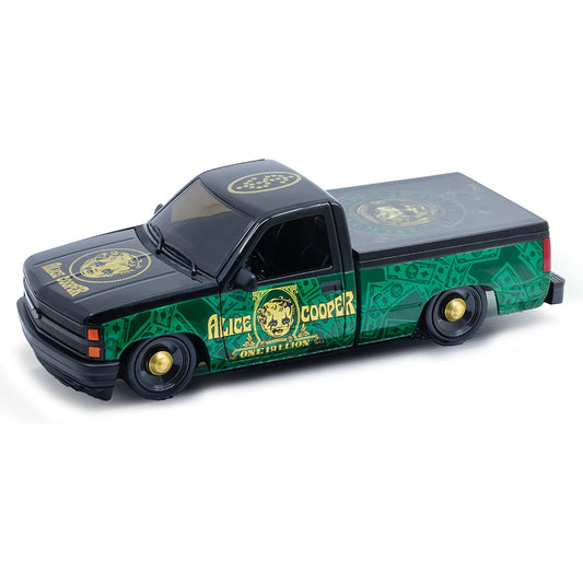 M2 Machines 1:24 1990 Chevrolet C1500 Silverado Alice Cooper Edition