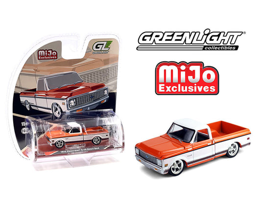 Greenlight 1:64 1972 Chevrolet C-10 Short Bed Custom – Two-Tone – Mijo Exclusives