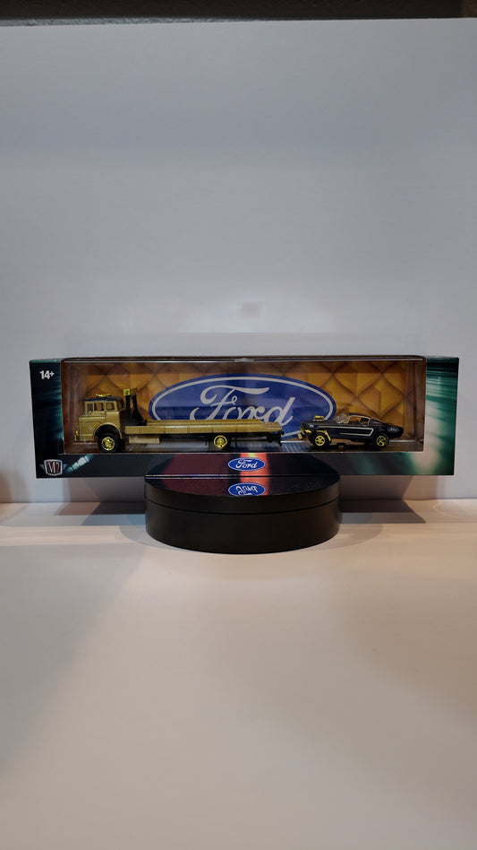 M2 Machines Haulers 1990 Ford C-8000 & 1966 Ford Mustang Gasser R87 25-13 "Chase"