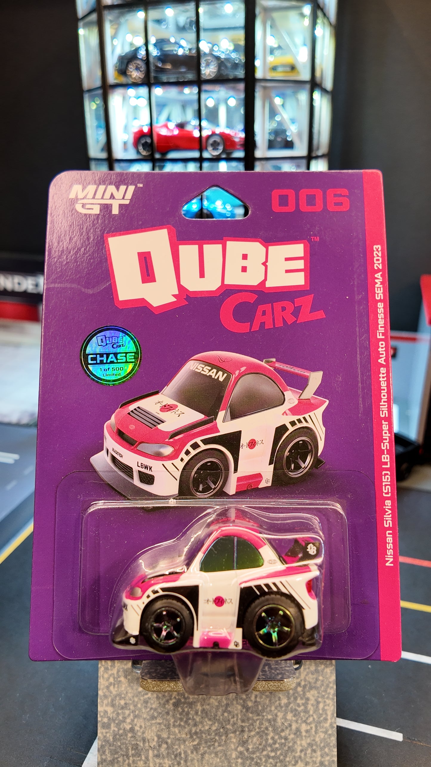 Mini GT Qube Carz Nissan LB-Super Silhouette S15 Silvia "Chase"
