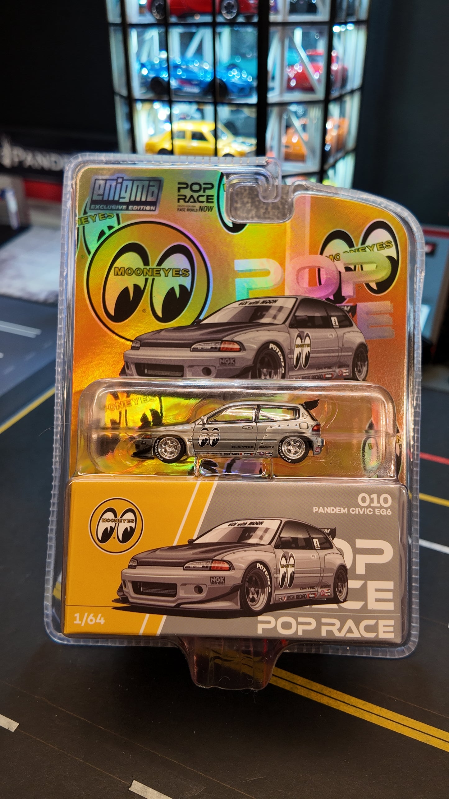 PopRace Enigma Exclusive 1:64 Pandem Civic EG6 V1.5 "Mooneyes" "Chase"