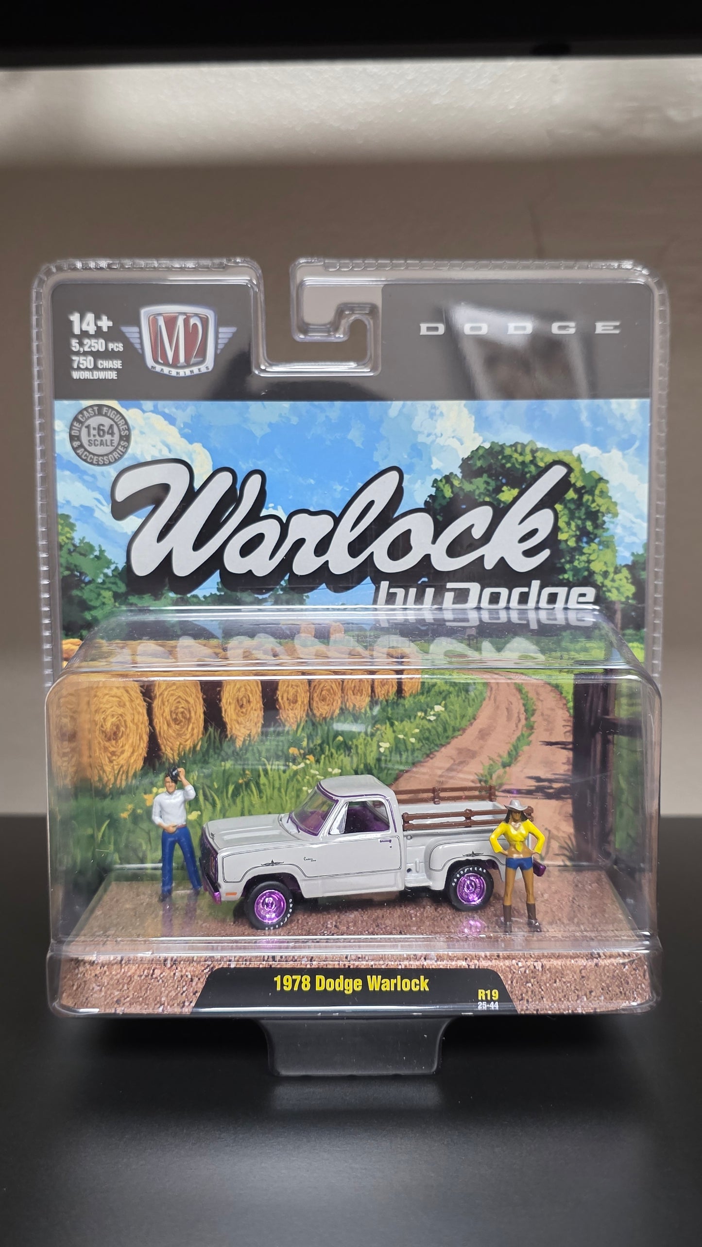 M2 Machines 1978 Dodge Warlock Diorama 2026 " Chase "