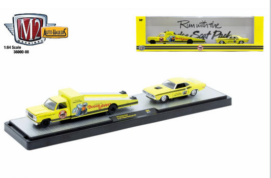 M2 Machines Auto Hauler 88 1974 Dodge Truck 1971 Dodge Challenger R/T