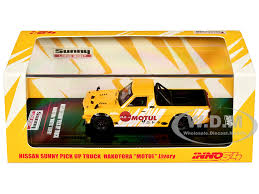 INNO64 1:64 Nissan Sunny Pick Up Truck Hakotora "Motul" Livery