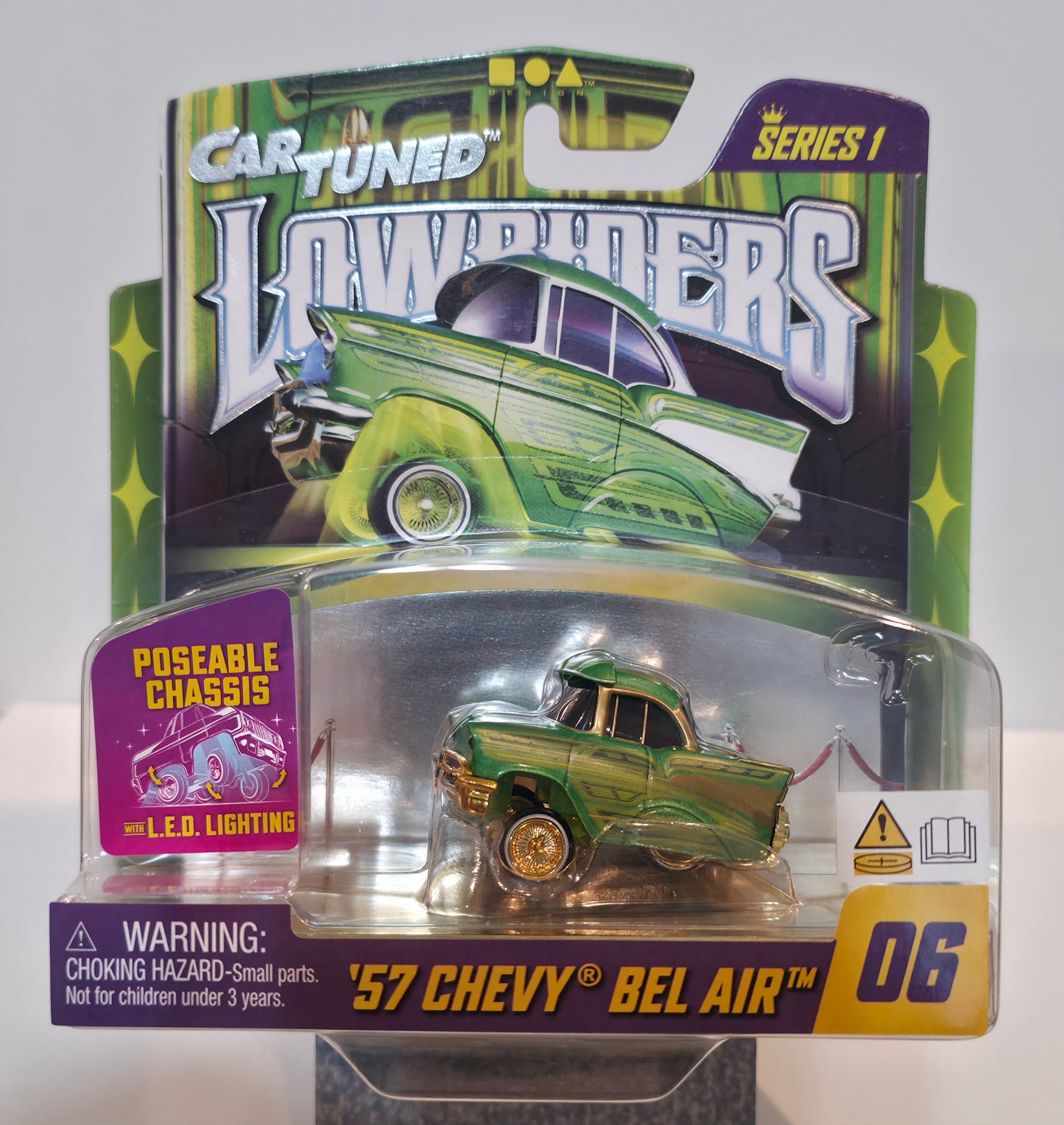 CarTuned 1:64 Lowriders SHOW GLOW Series 1 Assortment of 8 Styles 2025 – L.E.D. Light Up Chassis