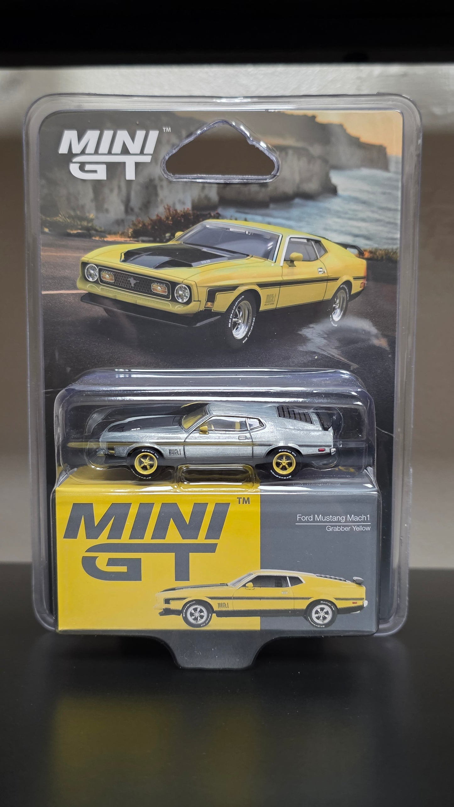 Mini GT 1:64 Ford Mustang Mach1 "Raw Chase"